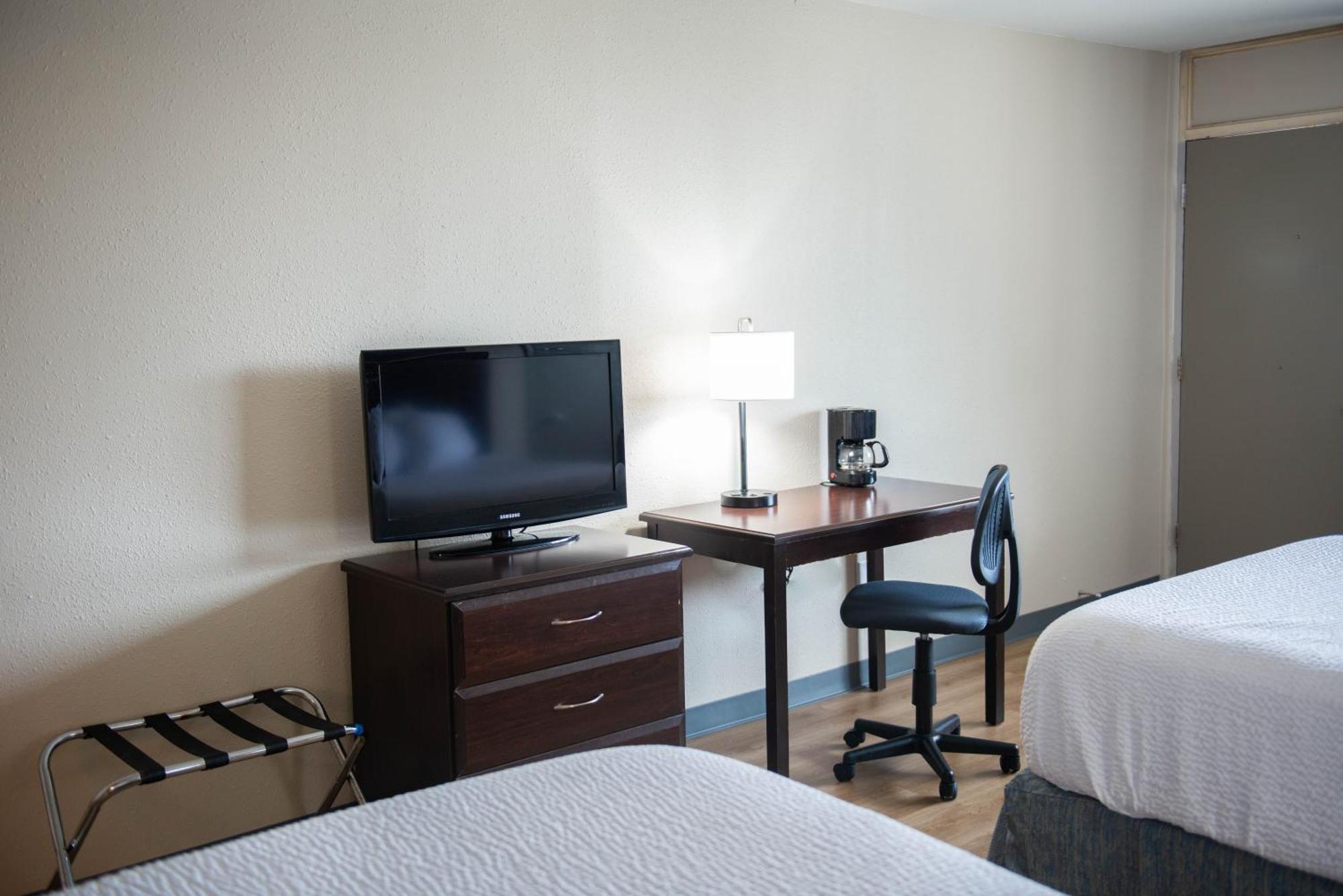Days Inn By Wyndham Waynesboro Kültér fotó